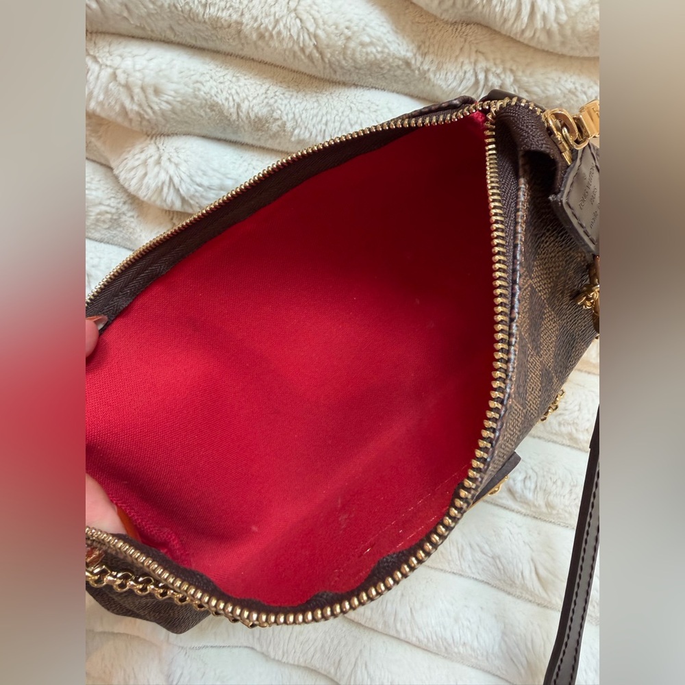 Louis Vuitton Damier Ebene Eva Crossbody Clutch bag⭐️AUTHENTIC ⭐️ - Picture 8 of 16